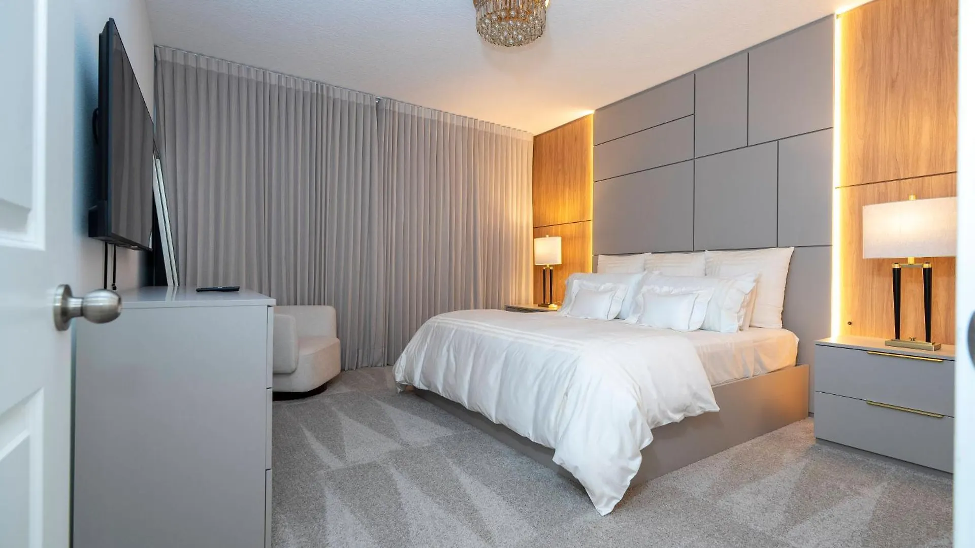 Brand New 9Bedrooms At Solara Resort Davenport