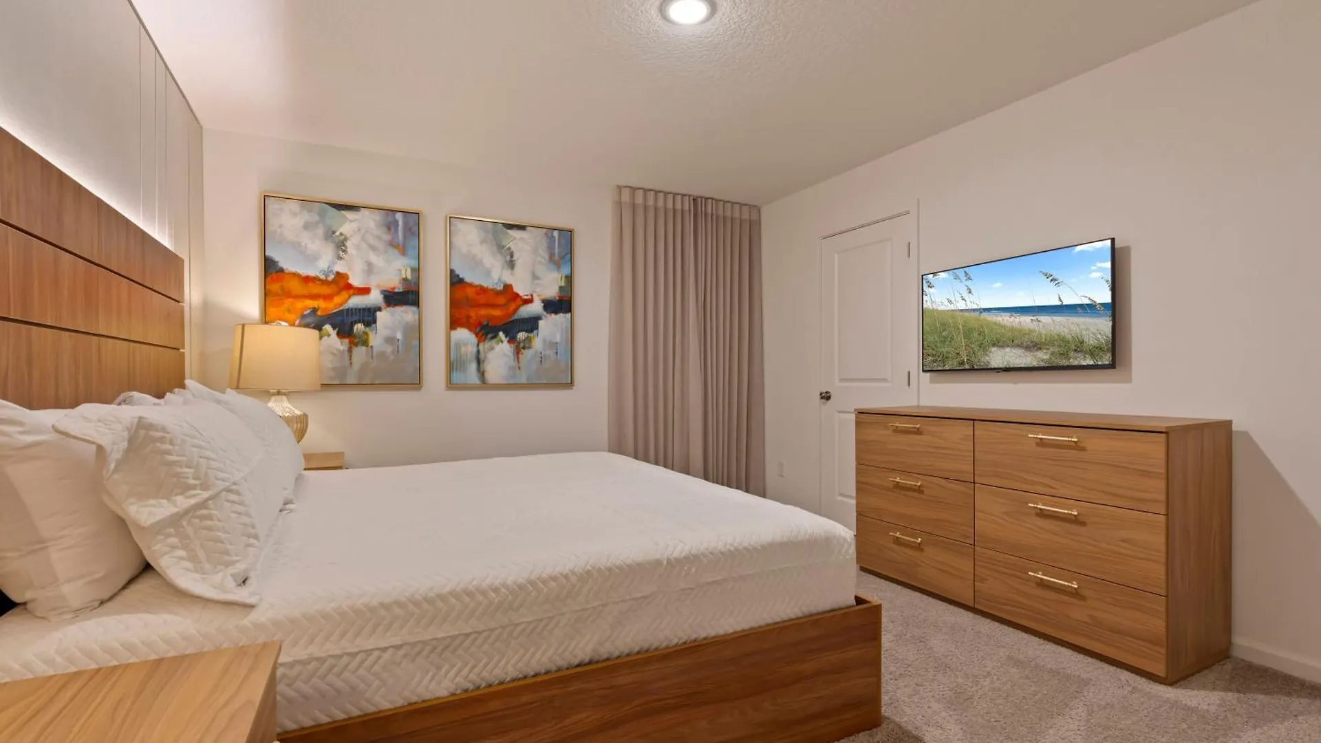 Brand New 9Bedrooms At Solara Resort Davenport United States
