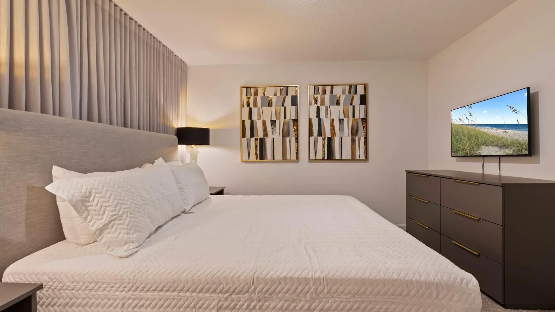Brand New 9Bedrooms At Solara Resort Davenport