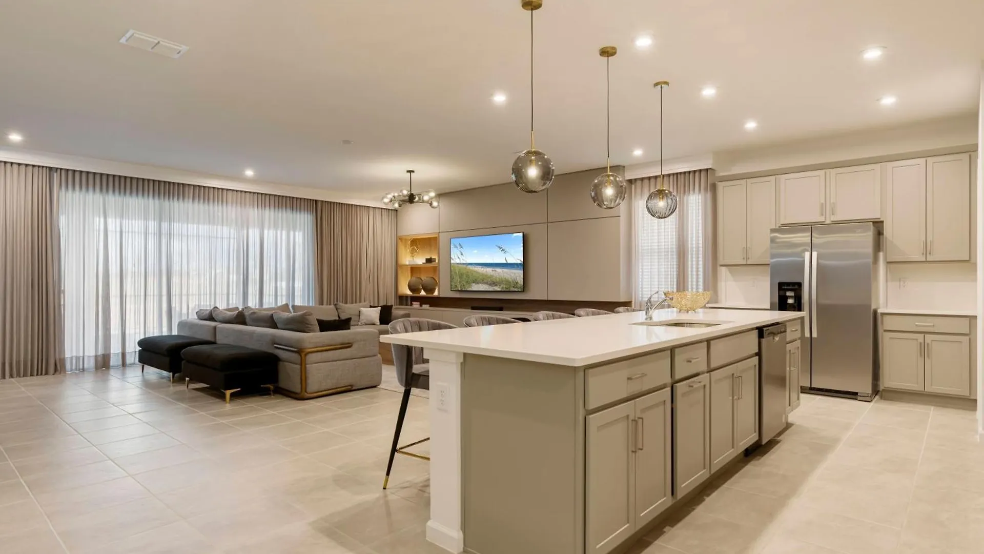 Brand New 9Bedrooms At Solara Resort Davenport United States