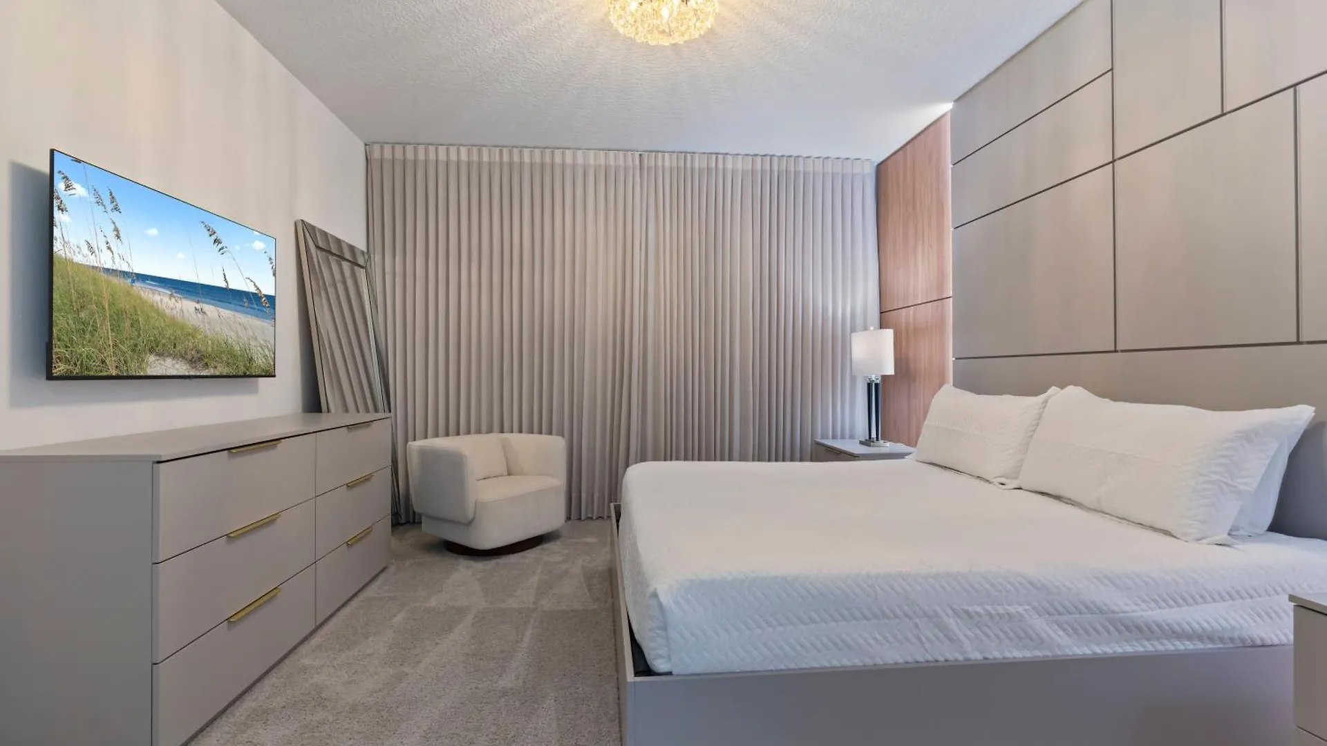Brand New 9Bedrooms At Solara Resort Davenport